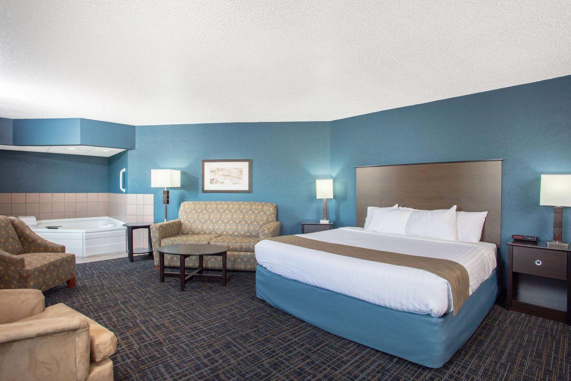 Americinn By Wyndham Hayward Exterior photo